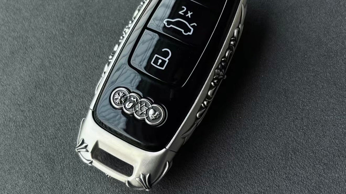 Audi Vertical Layout handcrafted sterling silver key case