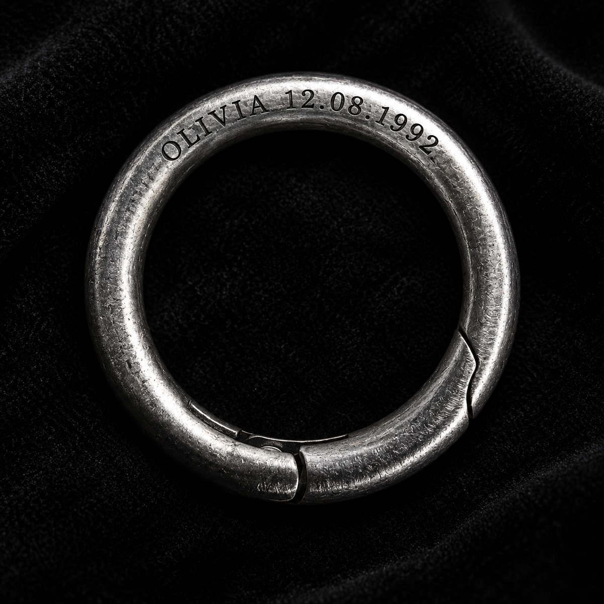 Key ring showing a name and date engraving example