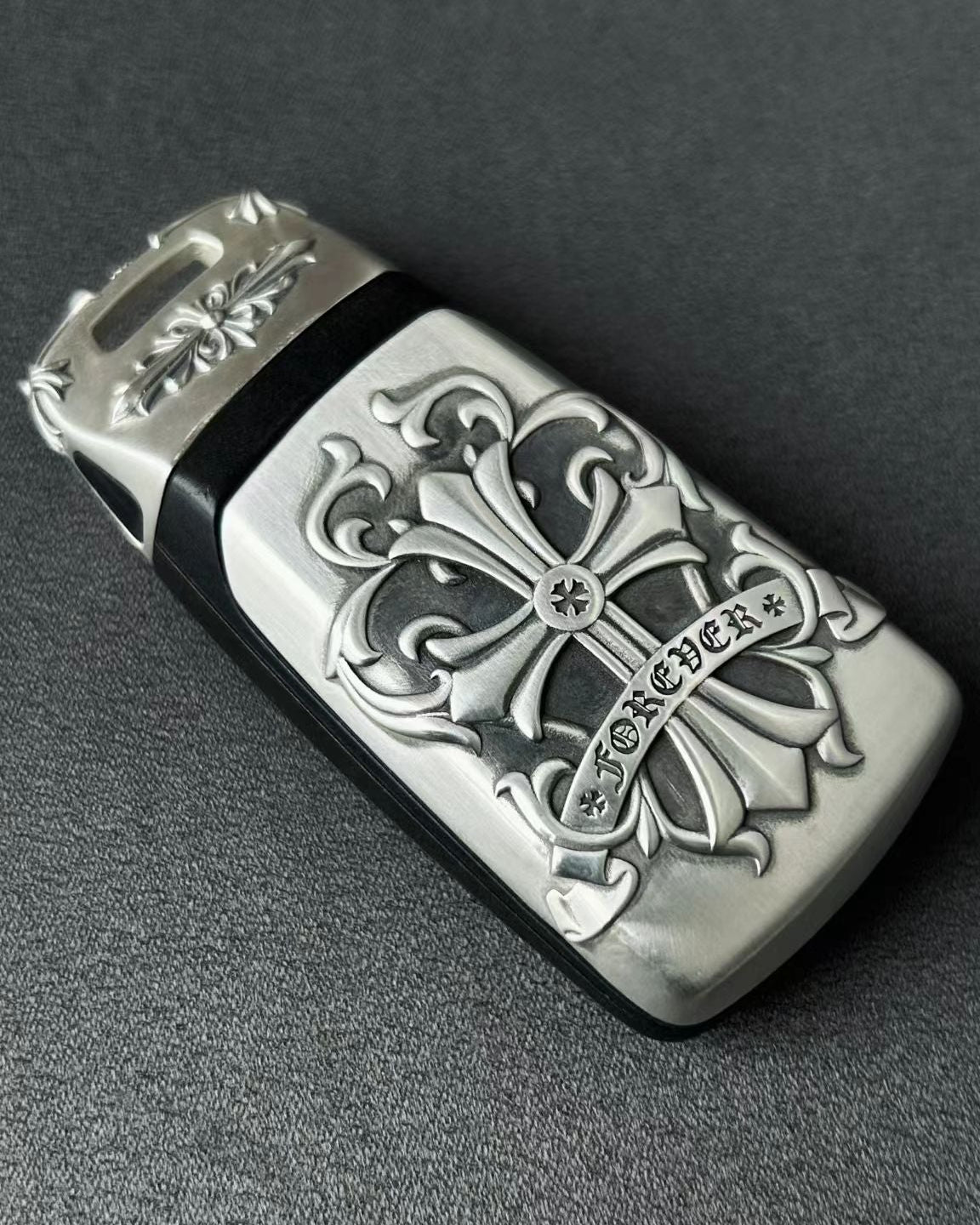 IGNIS ARGENTUM Audi tri-layout key protection slim profile side angle showing substantial build