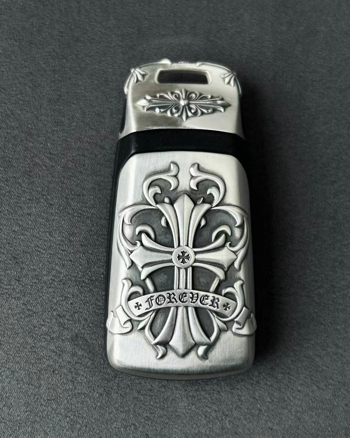 Hand-finished cross pattern detail on IGNIS ARGENTUM Audi tri-layout key case top view showing refined craftsmanship