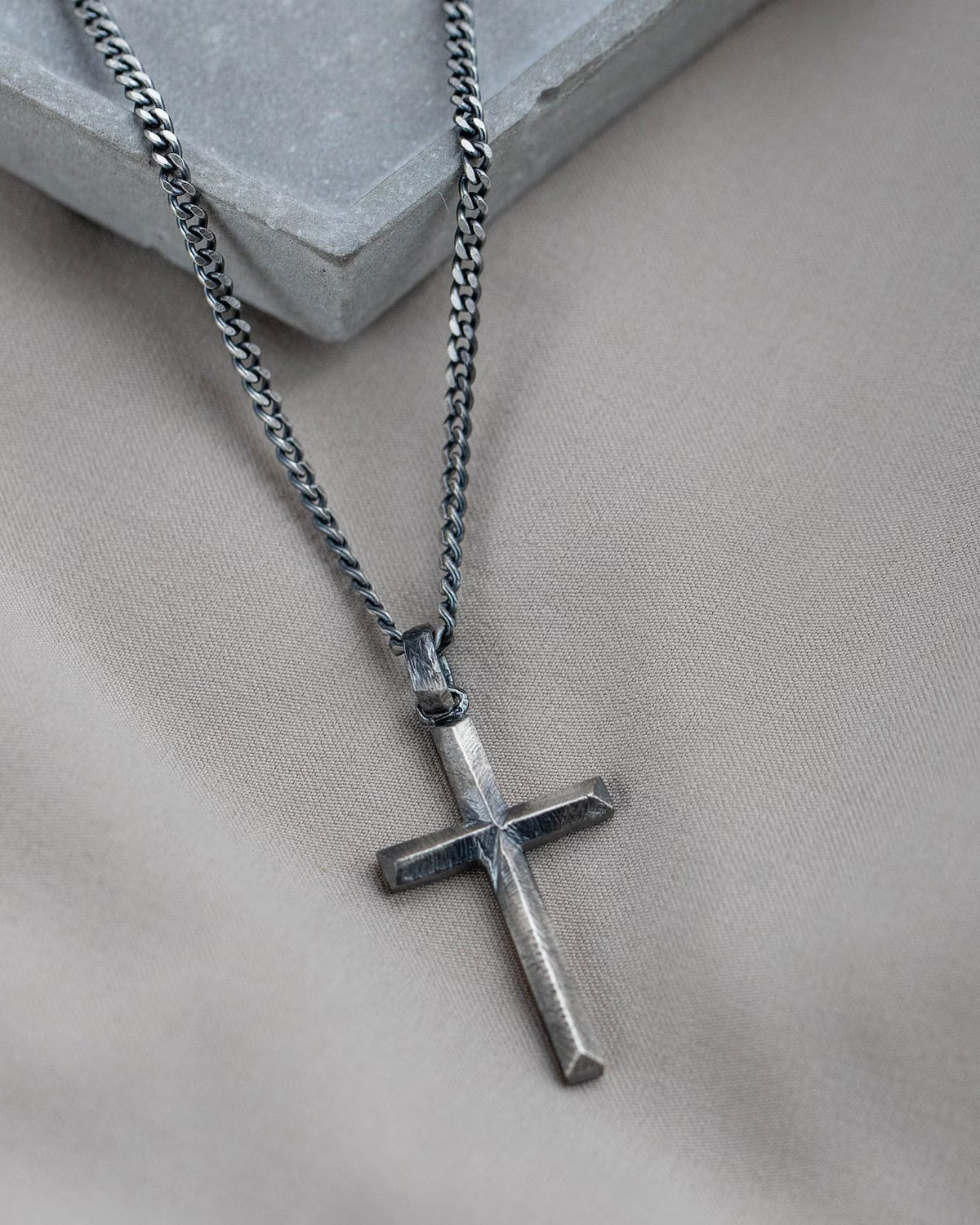 Bible Verse 925 Silver Cross Pendant, engraved front detail