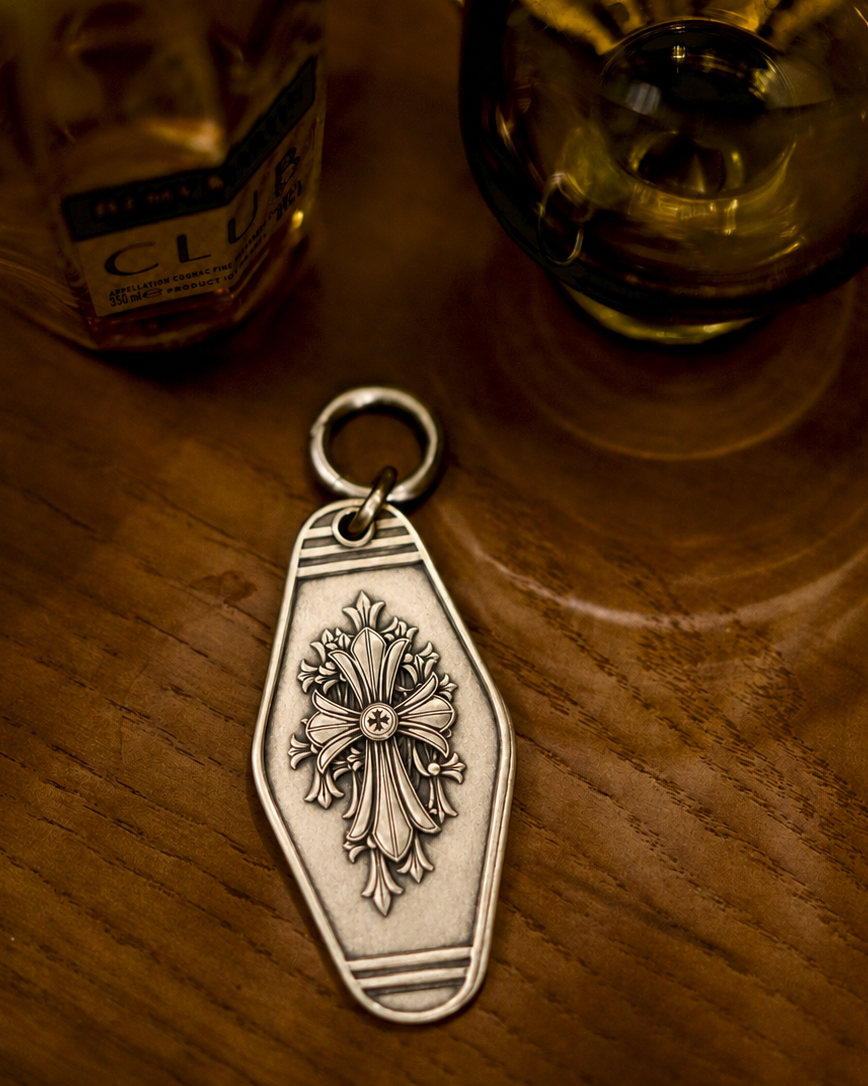 Gothic Fleur Cross Silver Keychain, second personalization example