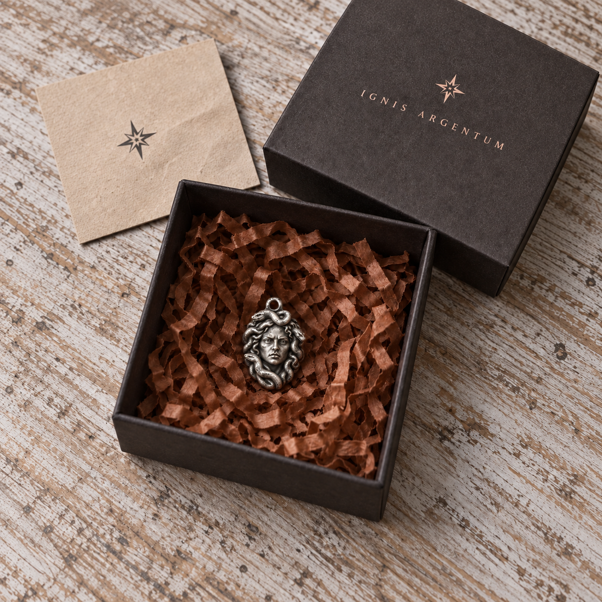 Medusa MYTHOS charm — IGNIS ARGENTUM gift box styling; design visualization