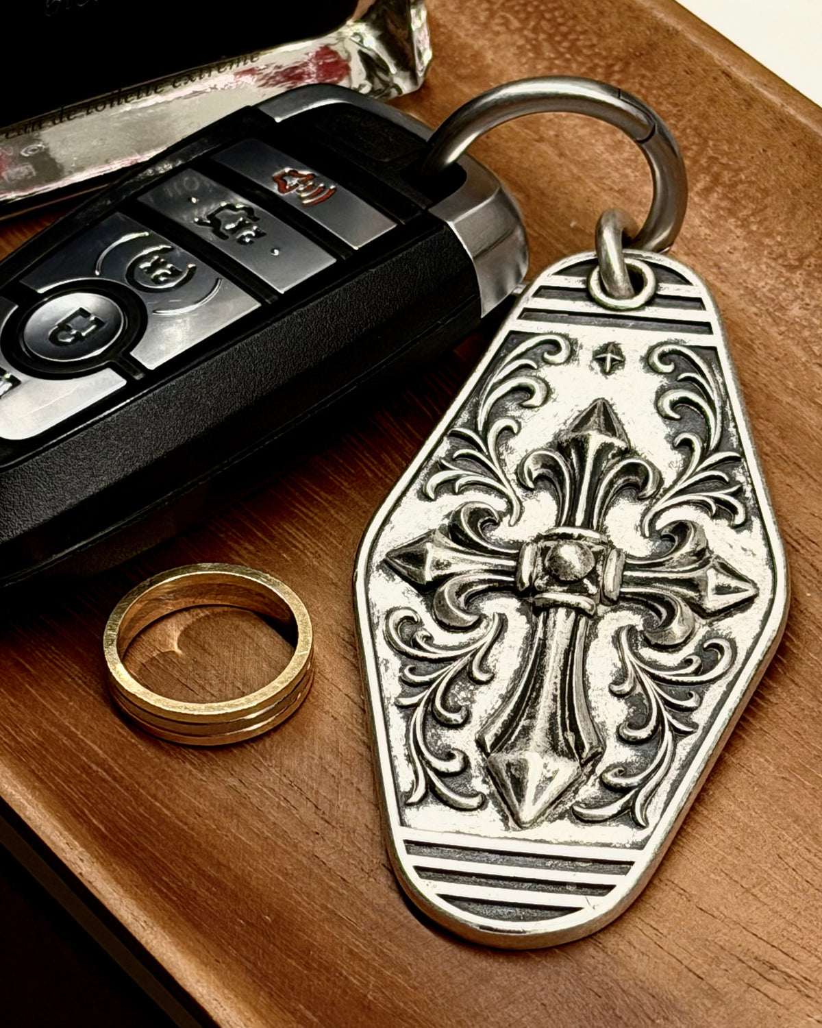 Personalized Cathedral Cross Silver Keychain, second personalization example