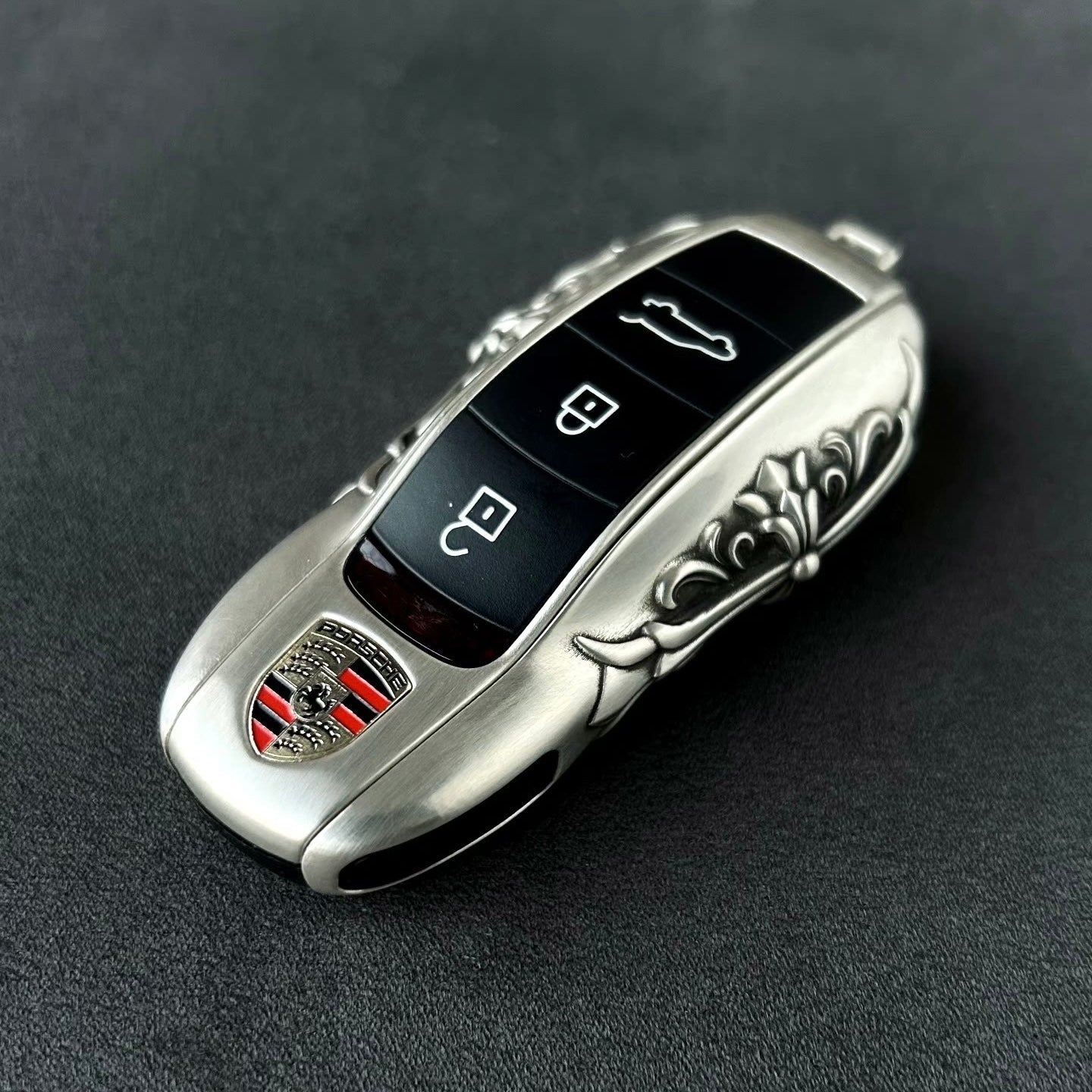 Personalized Porsche key cover for the pictured Macan, 718 and GT3 RS key format