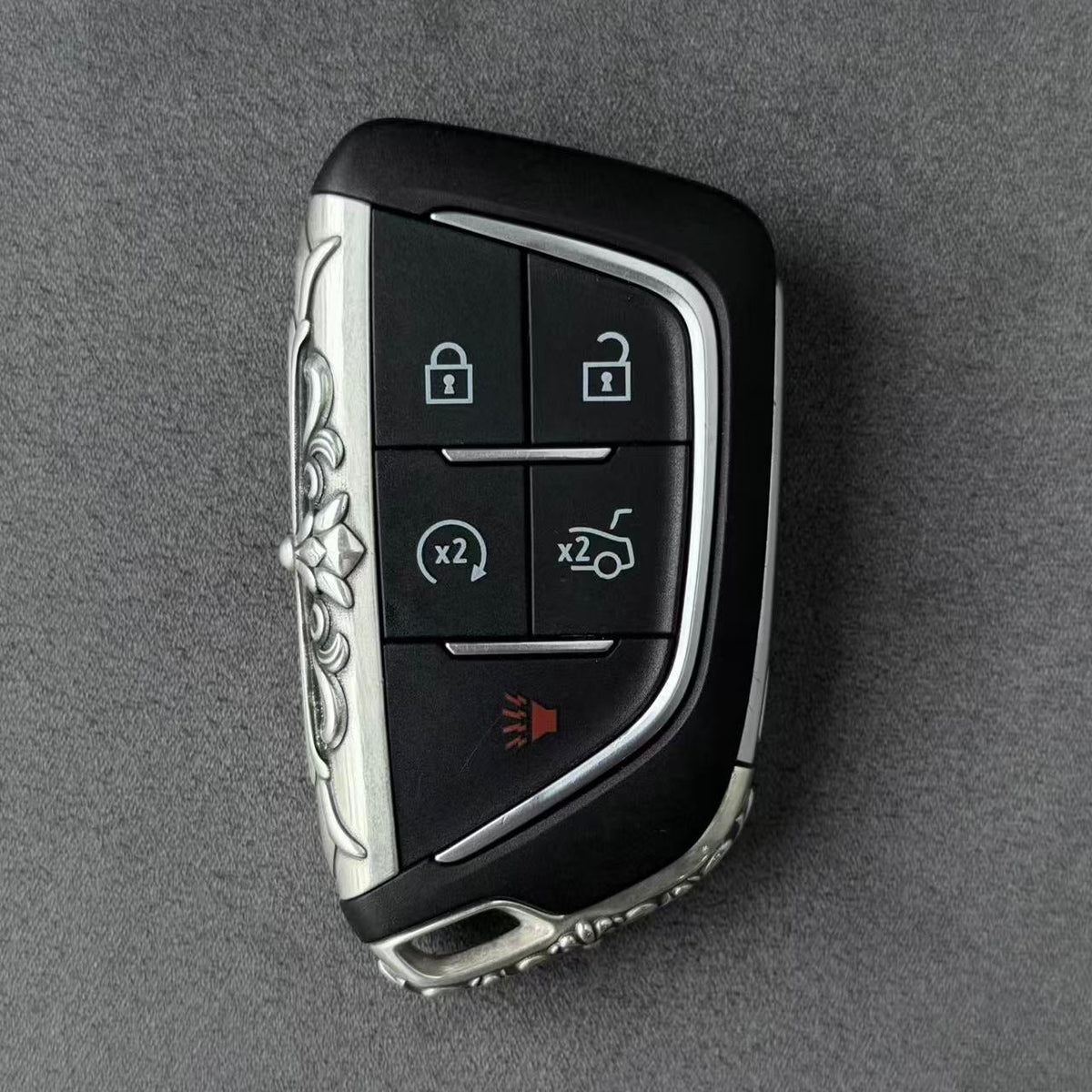 Cadillac Silver Key Case for 4/5/6-Button Keys, engraved edge detail