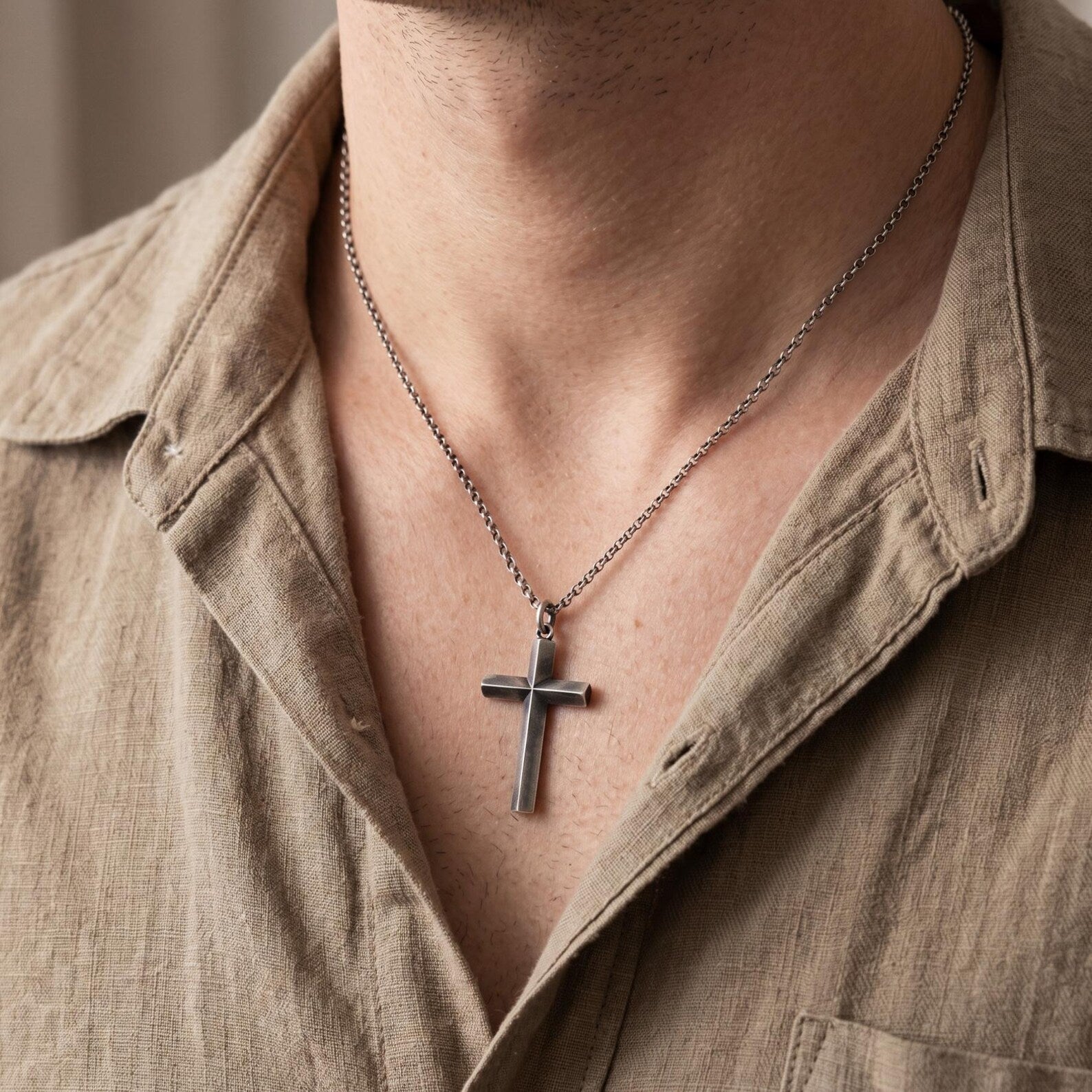 Custom Engraved 925 Silver Cross Pendant, engraved front detail