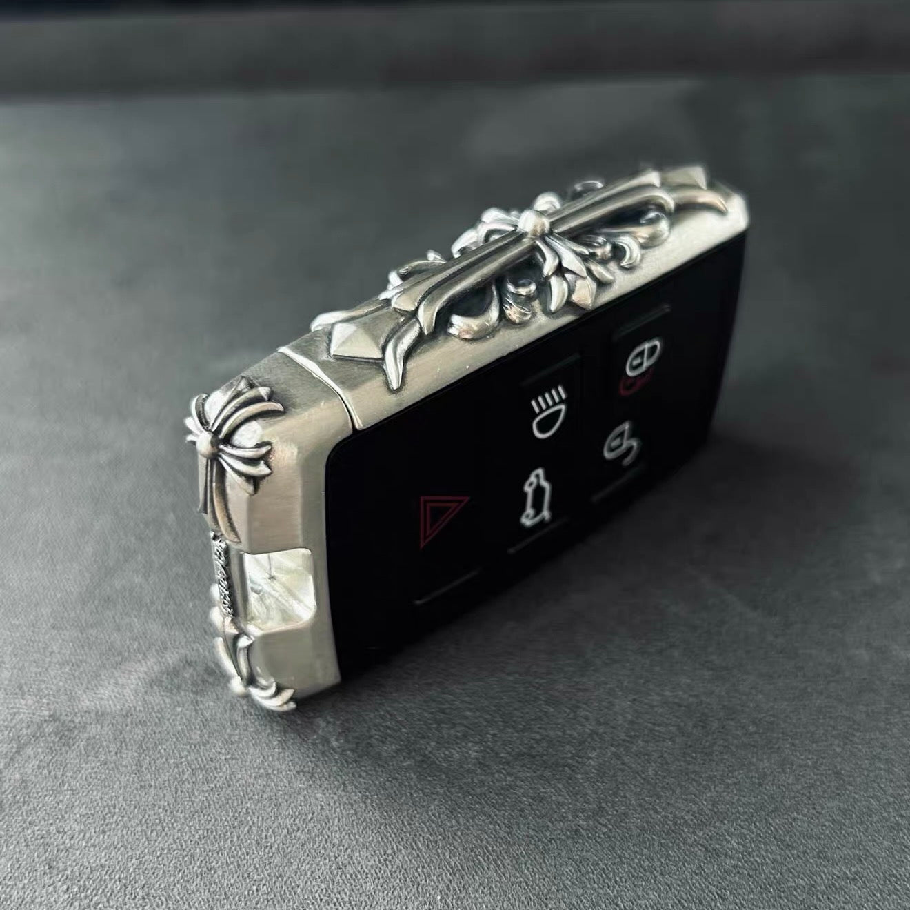Button layout compatibility for Jaguar F-PACE/E-PACE/I-PACE smart key fobs
