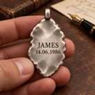 Artemis pendant reverse with optional JAMES / 14.06.1986 engraving example; design visualization