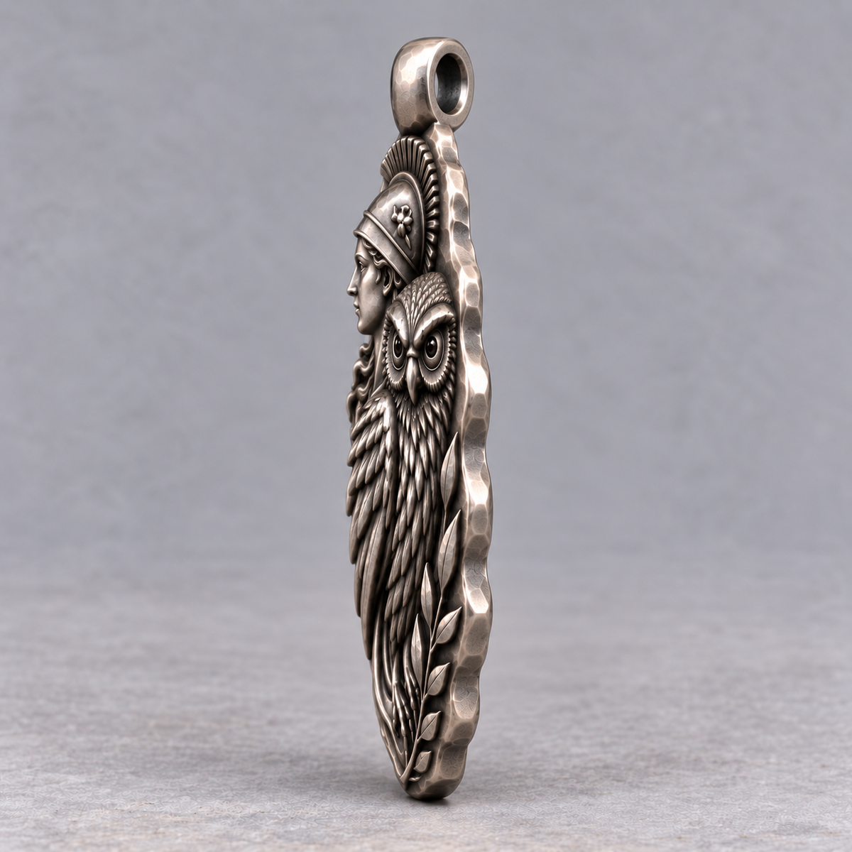 Athena upgraded pendant — 侧面; design visualization, styling accessories excluded