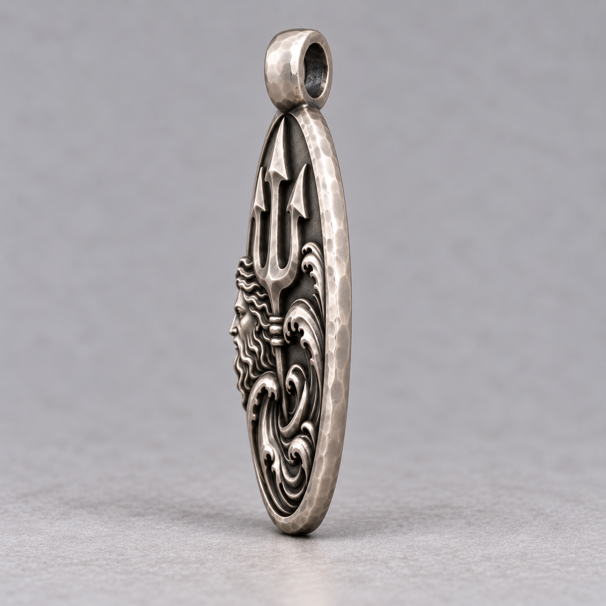 Poseidon upgraded pendant — 侧面; design visualization, styling accessories excluded