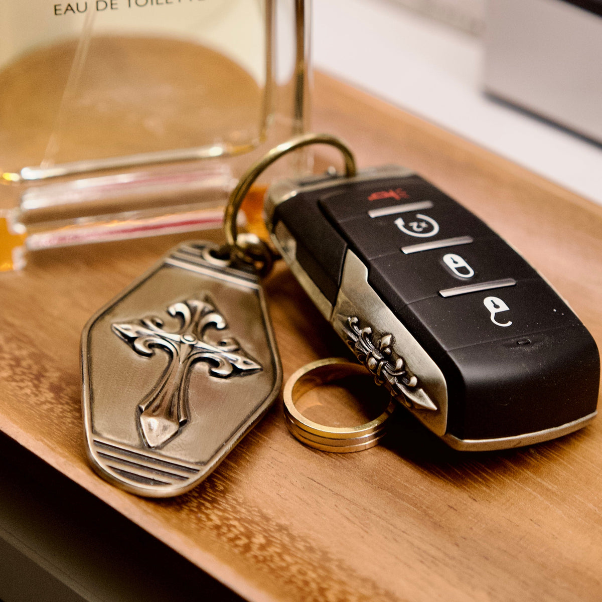 RAM TRX Silver Key Case, lifestyle display