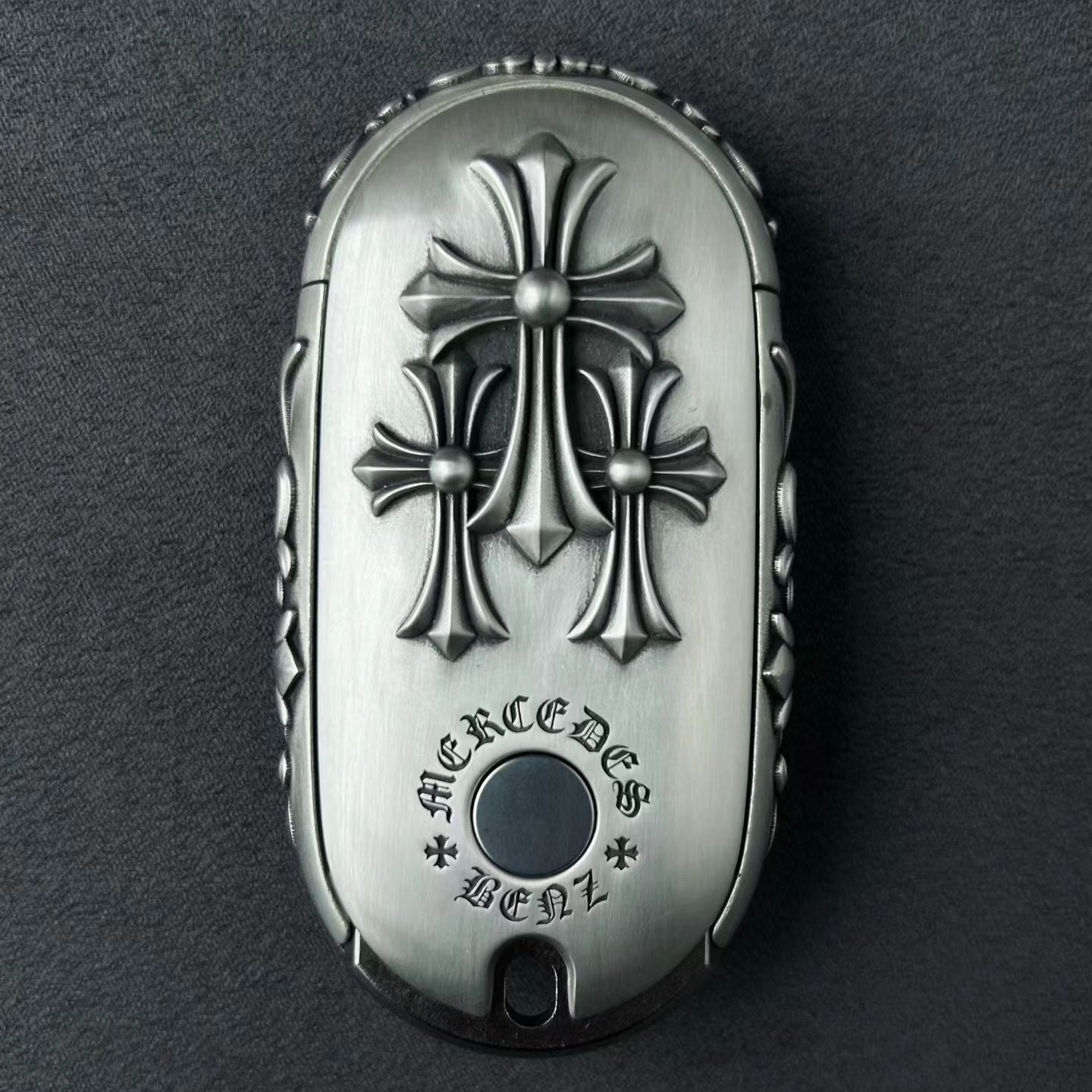 Button-covered design protecting Mercedes C/E/S-Class/GLE/GLC smart key fob controls