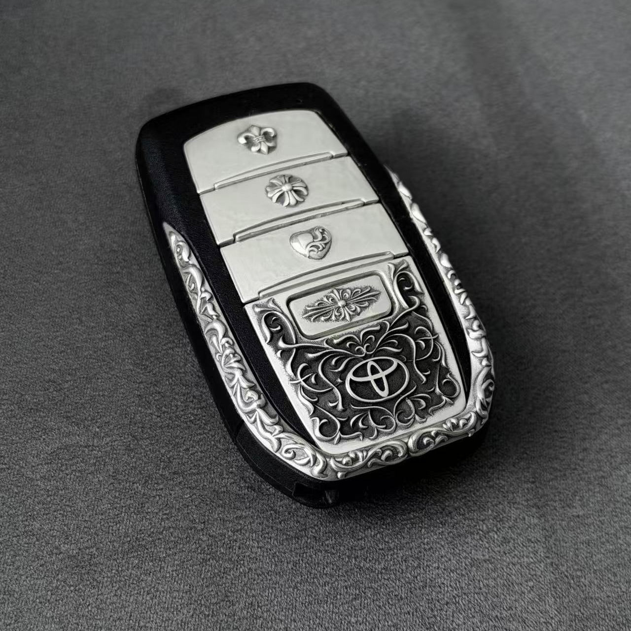 Toyota Land Cruiser LC300 Silver Key Case, back three-quarter view